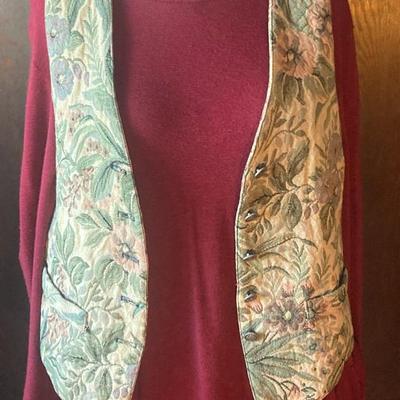 22 pcs. of  women's clothing size Medium