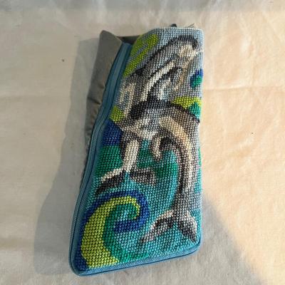 8776 Octopus Theme Pillow w/Tray & Dolphin Beaded Glasses Case