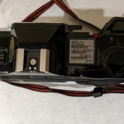Nishika N8000 3D 35mm Camera and Accessories