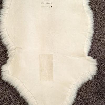 Gold Star New Zealand Sheep Skin Rug