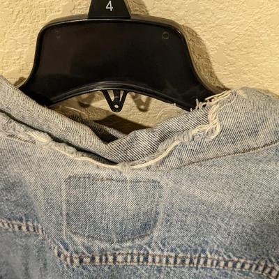 Loads of Levi's! 