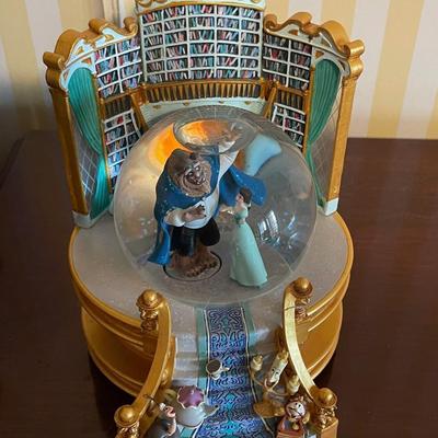 1991 Disney Beauty and the Beast musical snow globe Belle in Library - Retired