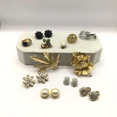 8760 Lot of Costume Pins Clip Earrings Swarovski Crystals