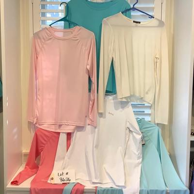 Lot 8626. Lot of Ladies Long-sleeve Tops ( size Medium & Large )