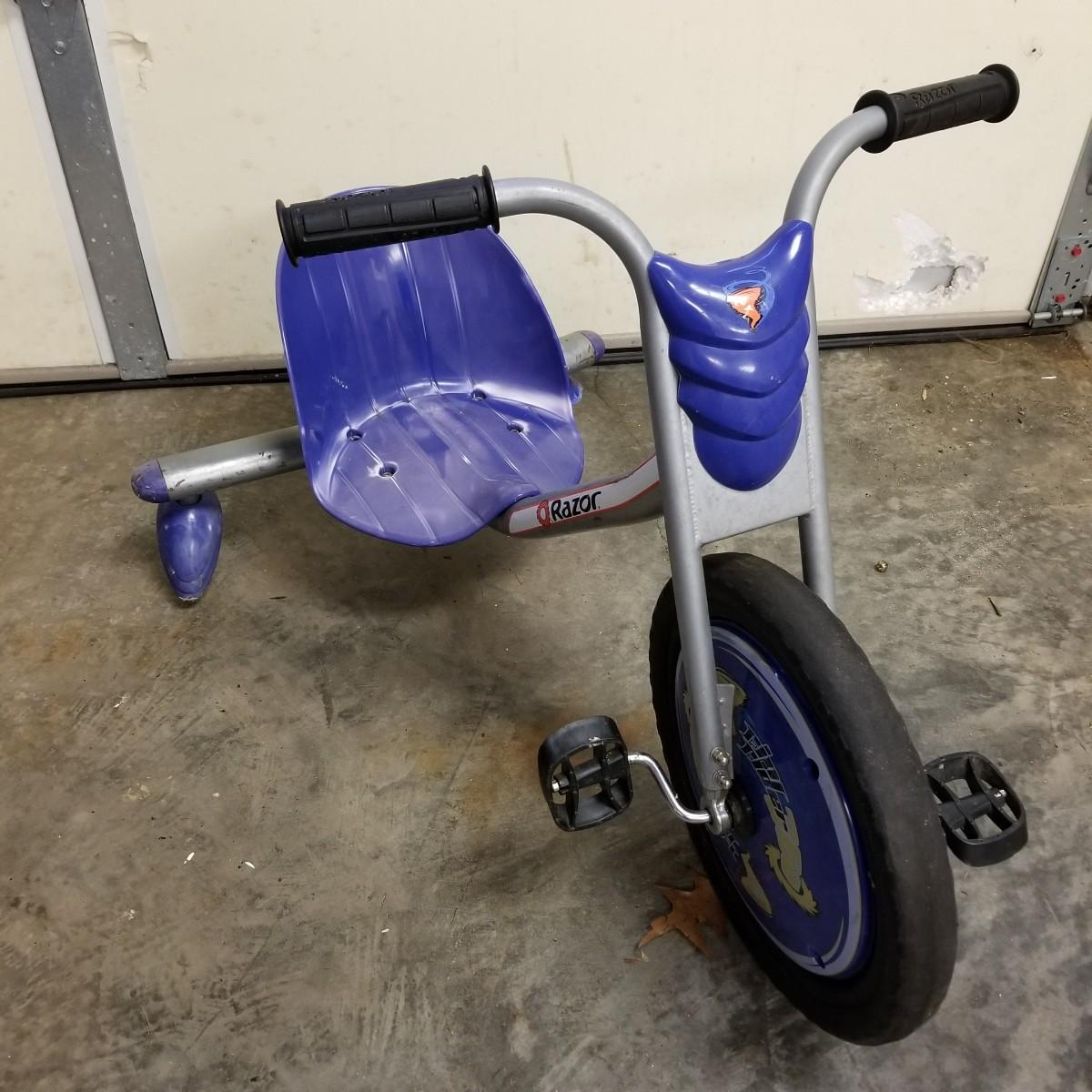 Razor RipRider 360 Caster Trike (GJS)