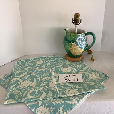 Lot 9007 Pair of Decorative Pillow Shams & Floral Pottery Lamp