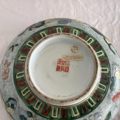Lot 9010 Two Vintage Chinese Bowl