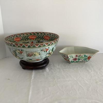 Lot 9010 Two Vintage Chinese Bowl