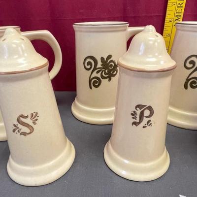 Pfaltzgraff mugs and salt and pepper