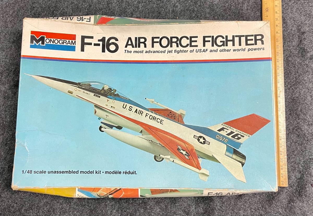 モノグラム　F-16 FIGHTER MONOGRAM F-16 FIGHTER FALCON JET AIRCRAFT MODEL KIT 1:48