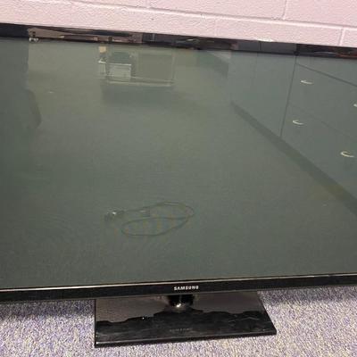 Samsung 52â€ TV- No Remote
