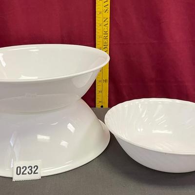 Trio of corelle