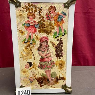 Doll cabinet