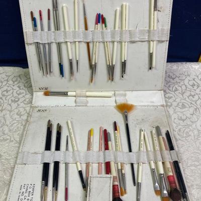 Paint Brushes