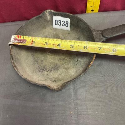 Small cast iron skillet