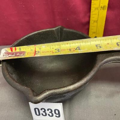 Cast iron ladle