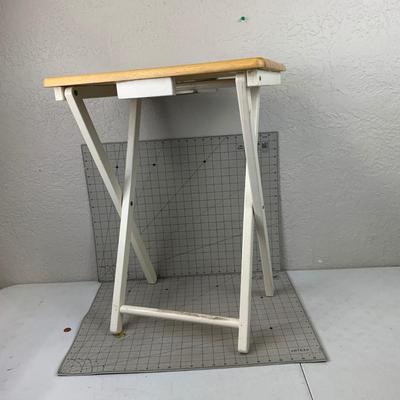#131 Fold Out Side Table
