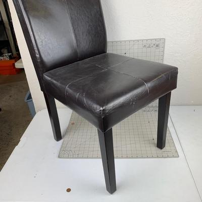 #182 Black Chair