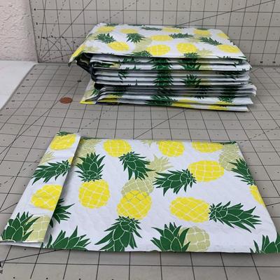 #238 Pineapple Padded Envelopes