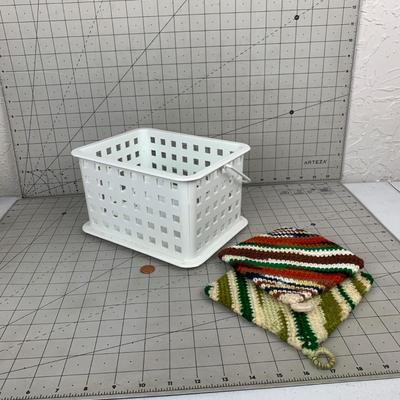 #258 Hot Pads and Plastic Basket