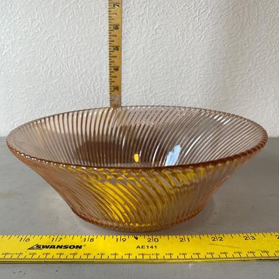 Vintage, pink serving bowl