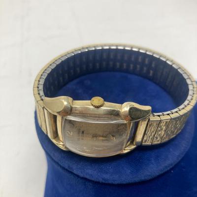 Vintage Benrus Men's 10K Gold watch w/ domed crystal - Not working