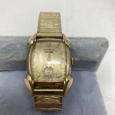 Vintage Benrus Men's 10K Gold watch w/ domed crystal - Not working