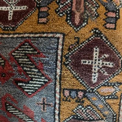 Could be Prayer Rug 3'W x 4.4'W