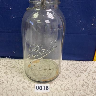 Ball IDEAL Half Gallon Bale Jar