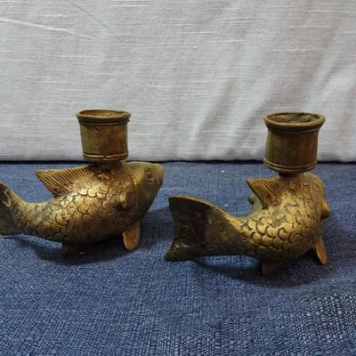 LOT 502 METAL HOME DECOR CANDLE HOLDERS