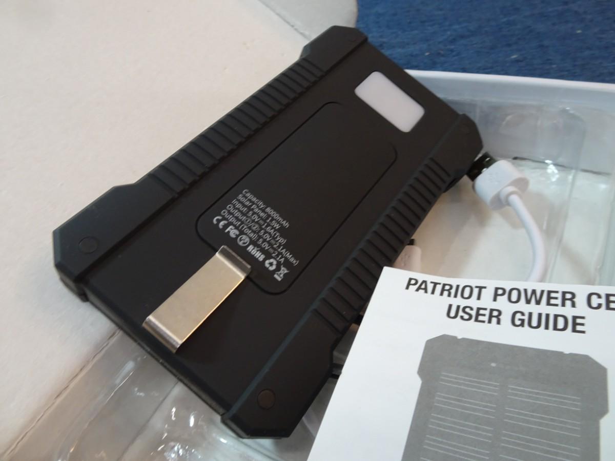 LOT 579. PATRIOTS PORTABLE SOLAR CHARGER