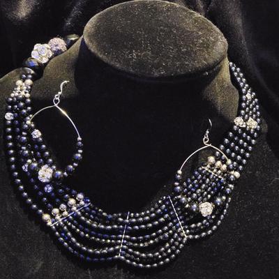 Silver beaded  necklas Earings