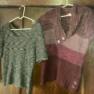 Lot of Ladies sweaters size Meduim