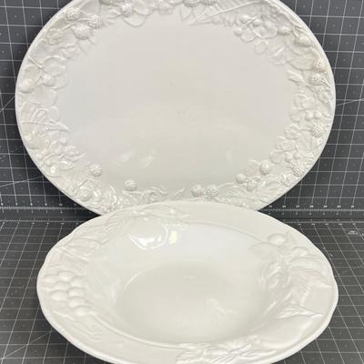 Large Platter and Pasta Bowls Berry Vine