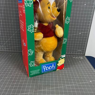 Large Winnie the Pooh Animated and Illuminated 22