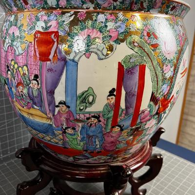 KOI Planter Famille Rose Jar Vase, Chinese 