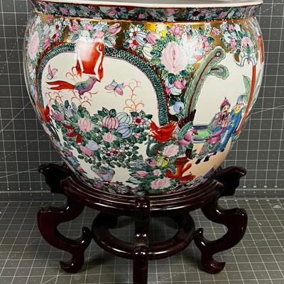 KOI Planter Famille Rose Jar Vase, Chinese 