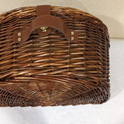NOS Wine & Cheese Picnic Basket & Accesories