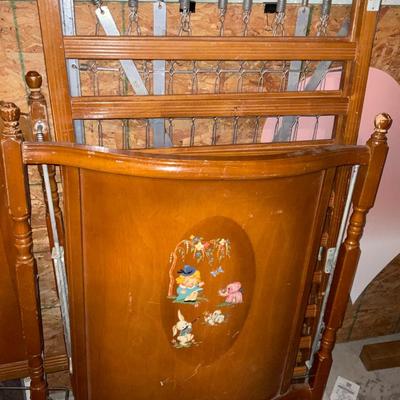 1930s- 40â€™s Vintage  Baby Crib.