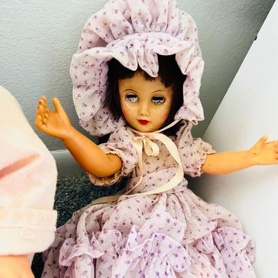 Twin Babies and More Baby Dolls (FR-JM)