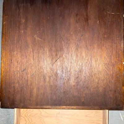 Wall mount shelf with drawer