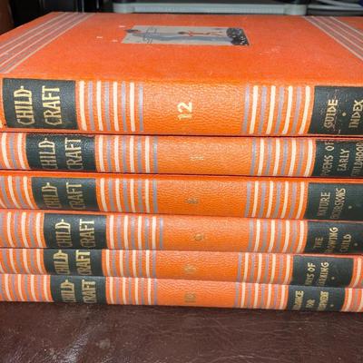 Full set of CHILDCRAFT  ðŸ“•
