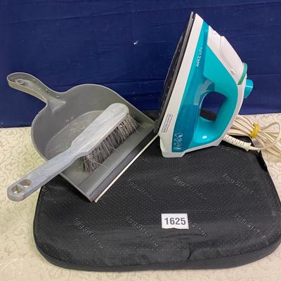 Egg Seat and Iron