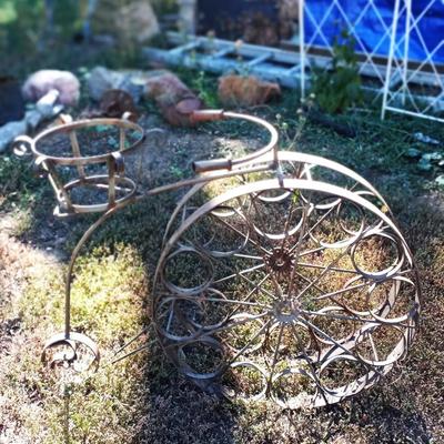 RUSTIC METAL FLOWERPOT TRIKE