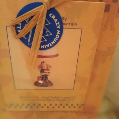 July crazy Mountain tea lamp