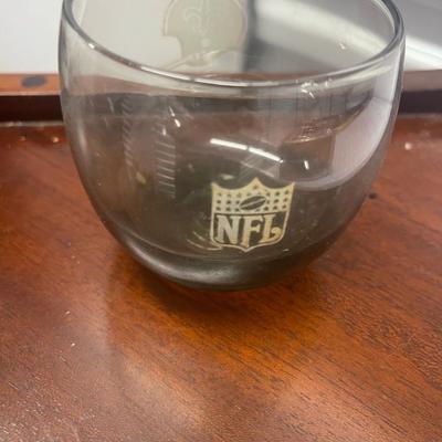 New Orleans Saints small glass.  Approx 3” x 3”