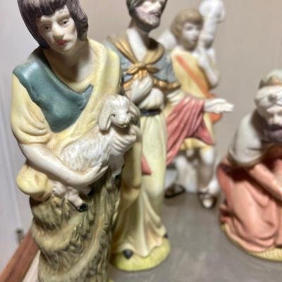 7 vintage ceramic Nativity scene figurines