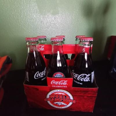 FULL 6 PACK BRONCO WORLD CHAMPION COKE COLA BOTTLES AND BRONCO THROW
