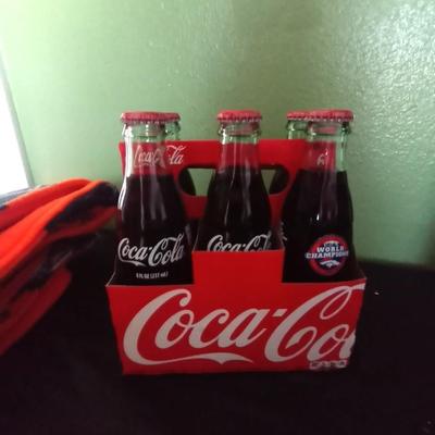 FULL 6 PACK BRONCO WORLD CHAMPION COKE COLA BOTTLES AND BRONCO THROW