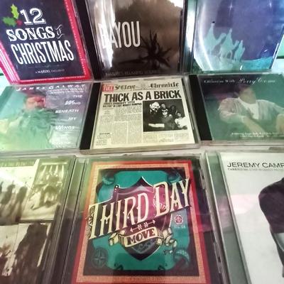 MUSIC ON CD